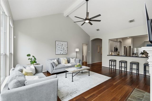 27 Emery Mill Place, The Woodlands, TX 77384