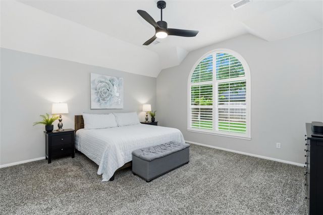 27 Emery Mill Place, The Woodlands, TX 77384