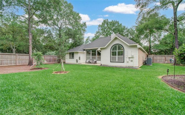 27 Emery Mill Place, The Woodlands, TX 77384