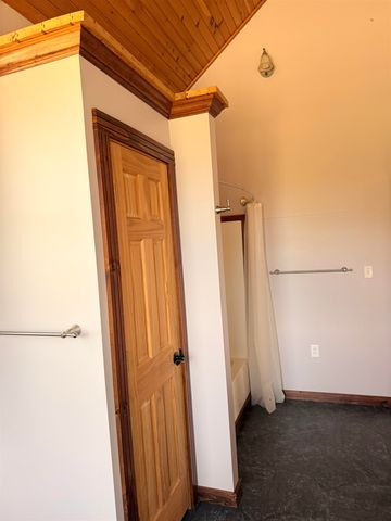 53 Hidden Drive, Alburgh, VT 05440