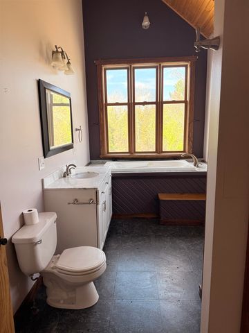 53 Hidden Drive, Alburgh, VT 05440