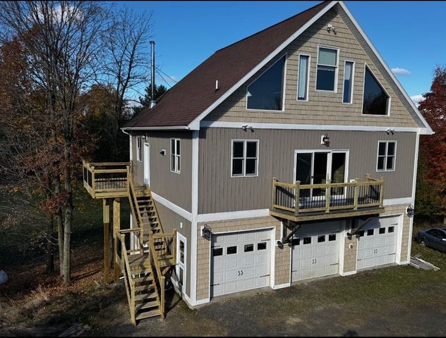 53 Hidden Drive, Alburgh, VT 05440