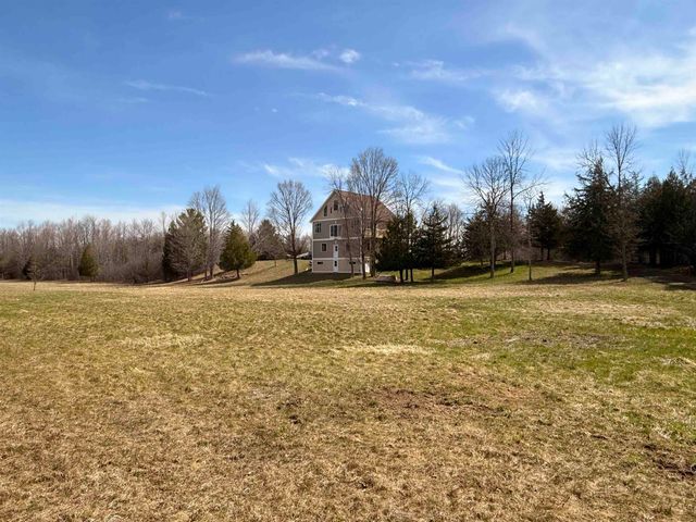 53 Hidden Drive, Alburgh, VT 05440