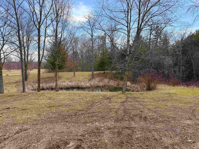 53 Hidden Drive, Alburgh, VT 05440
