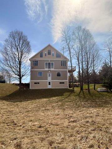 53 Hidden Drive, Alburgh, VT 05440