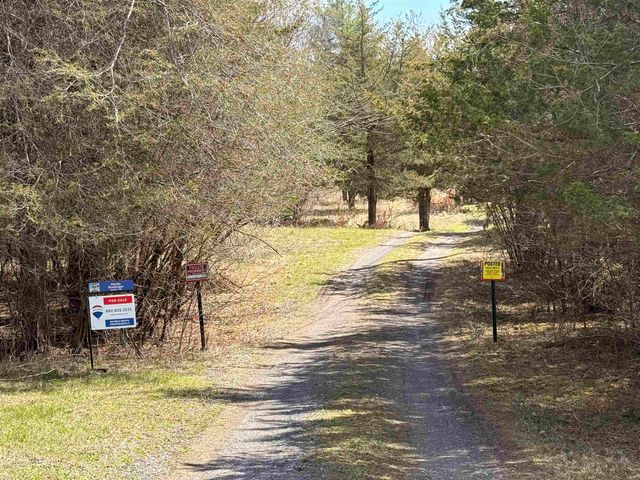 53 Hidden Drive, Alburgh, VT 05440