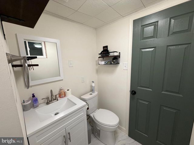 2441 BROOKSIDE LN, York, PA 17402