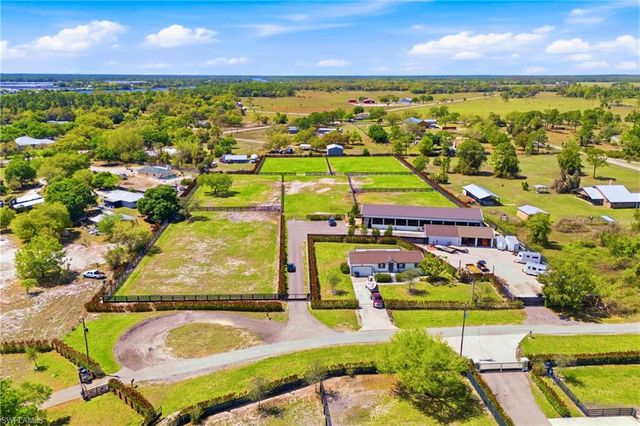 21531 River RD, Alva, FL 33920