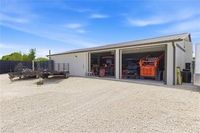 21531 River RD, Alva, FL 33920