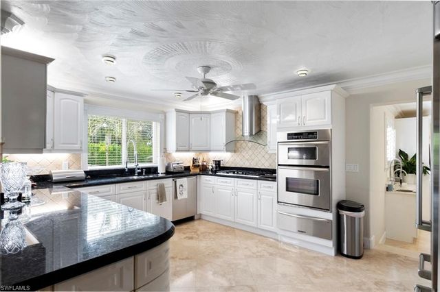 21531 River RD, Alva, FL 33920