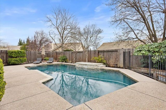 412 Shiveley Ct, Roseville, CA 95747