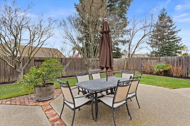 412 Shiveley Ct, Roseville, CA 95747