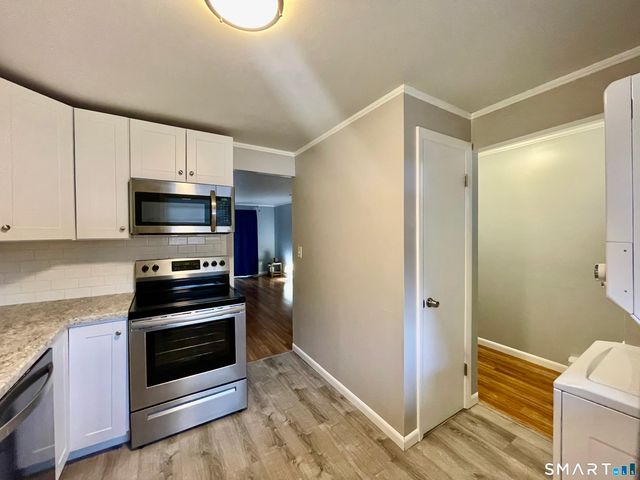 149 Moylan Court 149, Newington, CT 06111