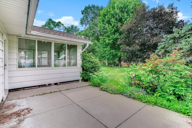 10608 Upton Avenue S, Bloomington, MN 55431