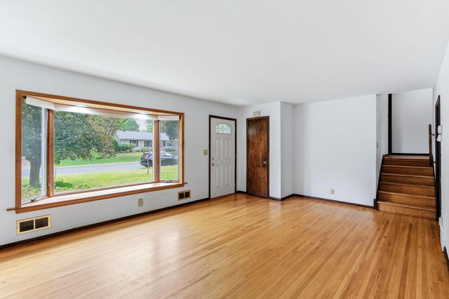 10608 Upton Avenue S, Bloomington, MN 55431