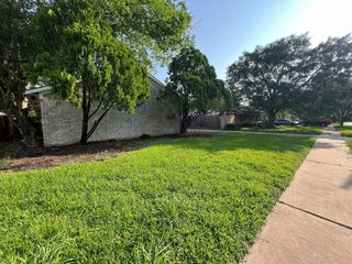9423 Kristin Drive, Houston, TX 77031