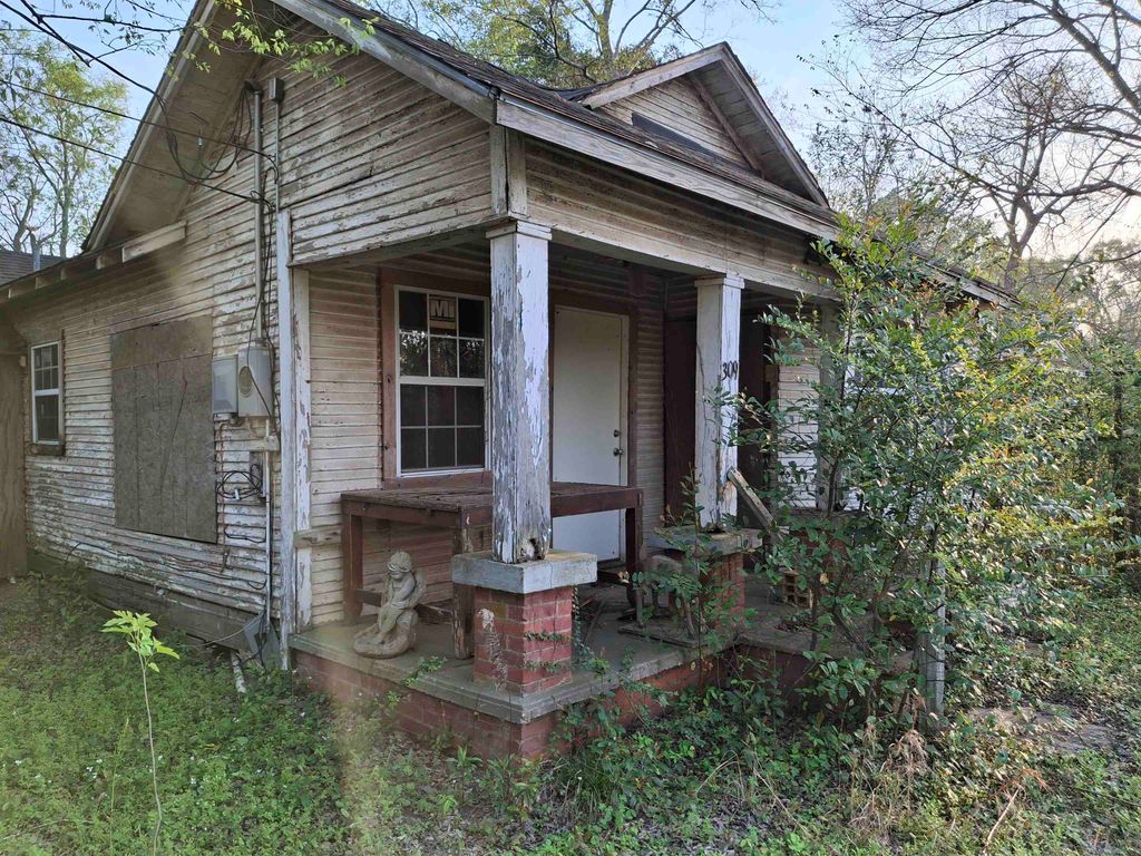 309 Overton, Henderson, TX 75652