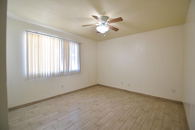 6819 N 64th Avenue, Glendale, AZ 85301