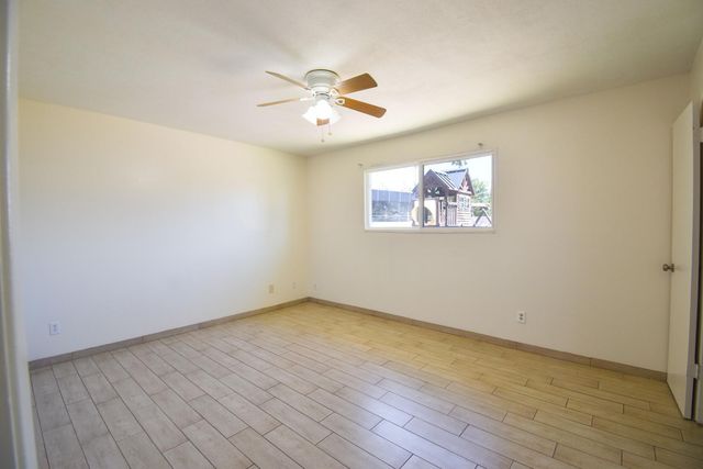 6819 N 64th Avenue, Glendale, AZ 85301