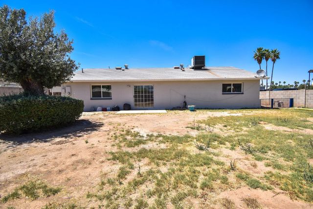 6819 N 64th Avenue, Glendale, AZ 85301