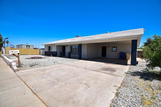 6819 N 64th Avenue, Glendale, AZ 85301