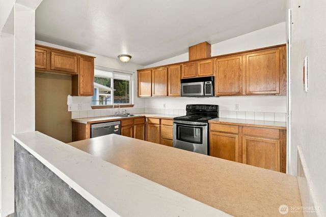 14208 Golden Given Rd E, Tacoma, WA 98445