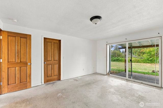 14208 Golden Given Rd E, Tacoma, WA 98445