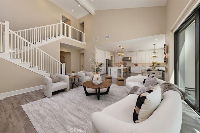 112 Green Rdg, Irvine, CA 92602