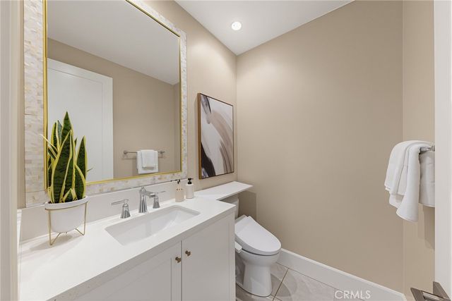 112 Green Rdg, Irvine, CA 92602