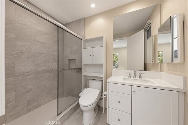 112 Green Rdg, Irvine, CA 92602