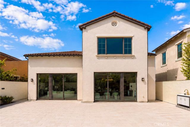 112 Green Rdg, Irvine, CA 92602