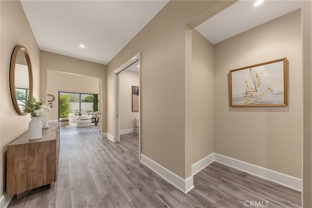 112 Green Rdg, Irvine, CA 92602