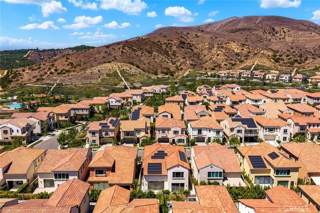 112 Green Rdg, Irvine, CA 92602