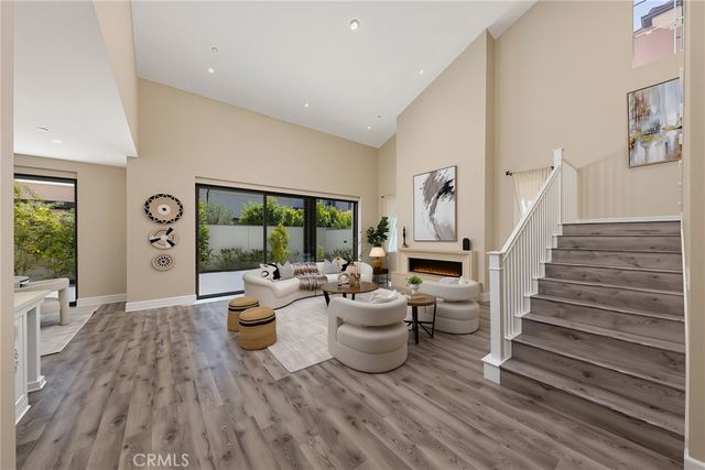 112 Green Rdg, Irvine, CA 92602