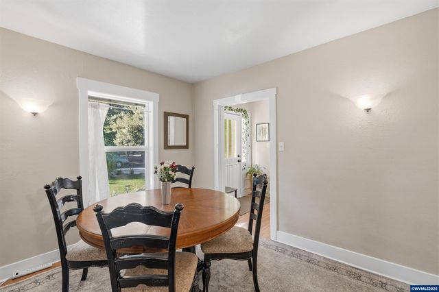1110 Saginaw St S, Salem, OR 97302