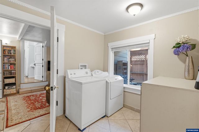1110 Saginaw St S, Salem, OR 97302