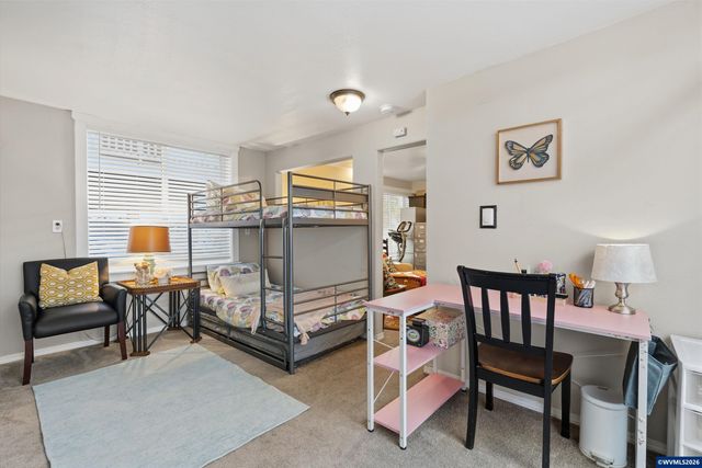 1110 Saginaw St S, Salem, OR 97302