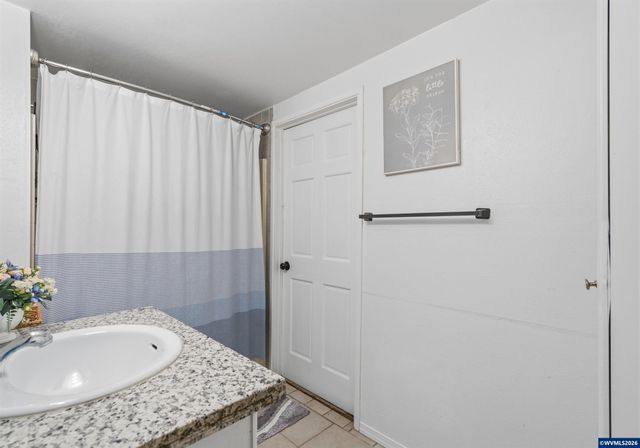 1110 Saginaw St S, Salem, OR 97302