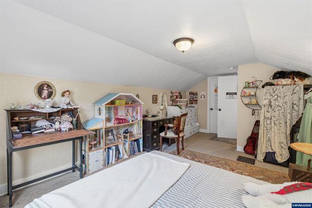 1110 Saginaw St S, Salem, OR 97302