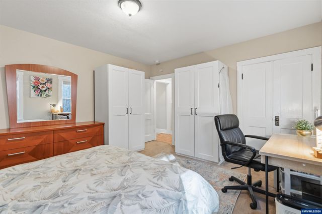 1110 Saginaw St S, Salem, OR 97302