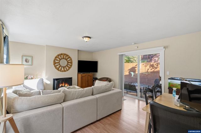 1110 Saginaw St S, Salem, OR 97302