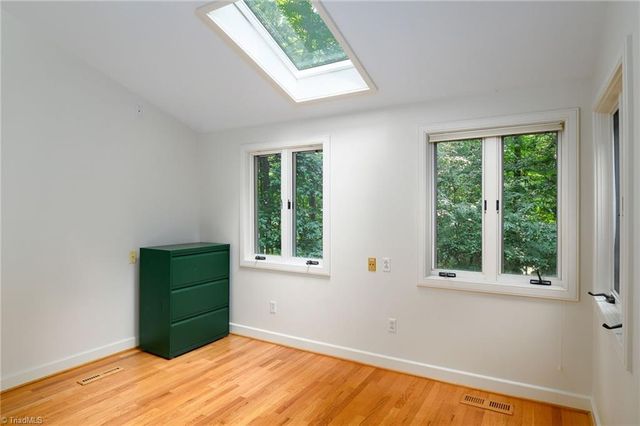 856 Buttonwood Drive, Winston-salem, NC 27104