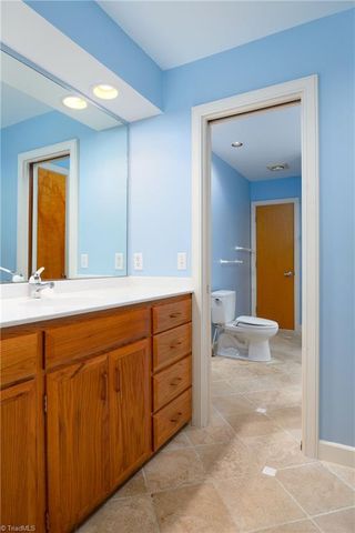 856 Buttonwood Drive, Winston-salem, NC 27104