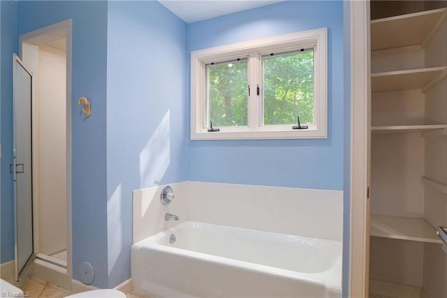 856 Buttonwood Drive, Winston-salem, NC 27104