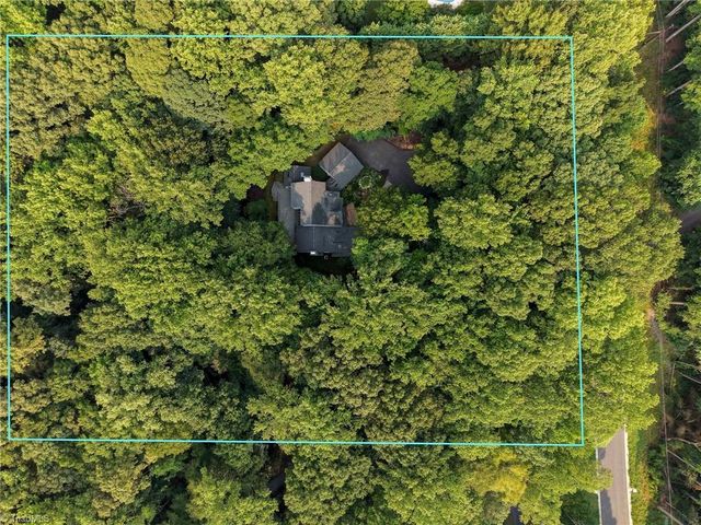 856 Buttonwood Drive, Winston-salem, NC 27104