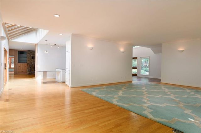856 Buttonwood Drive, Winston-salem, NC 27104