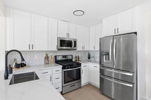 5304 Olvera Avenue, San Diego, CA 92114