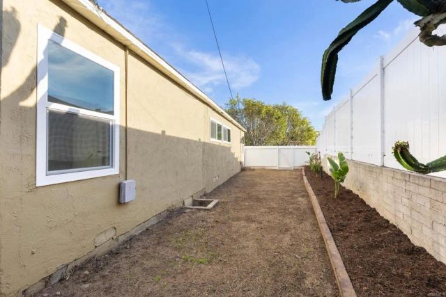 5304 Olvera Avenue, San Diego, CA 92114