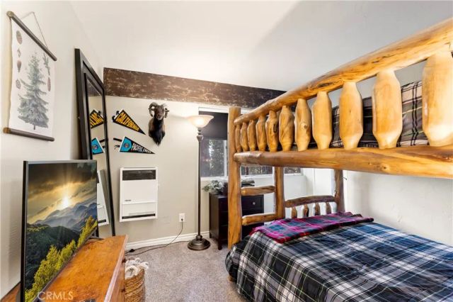 664 Circle, Lake Arrowhead, CA 92352