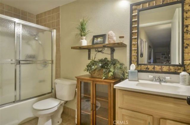 664 Circle, Lake Arrowhead, CA 92352